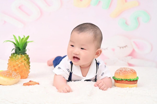 和田宝宝睡觉磨牙 和田宝宝睡觉磨牙